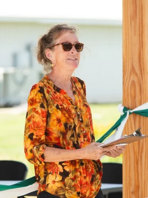 Charlotte Hubbard speaking at the MSU Pollinator Performance Center.